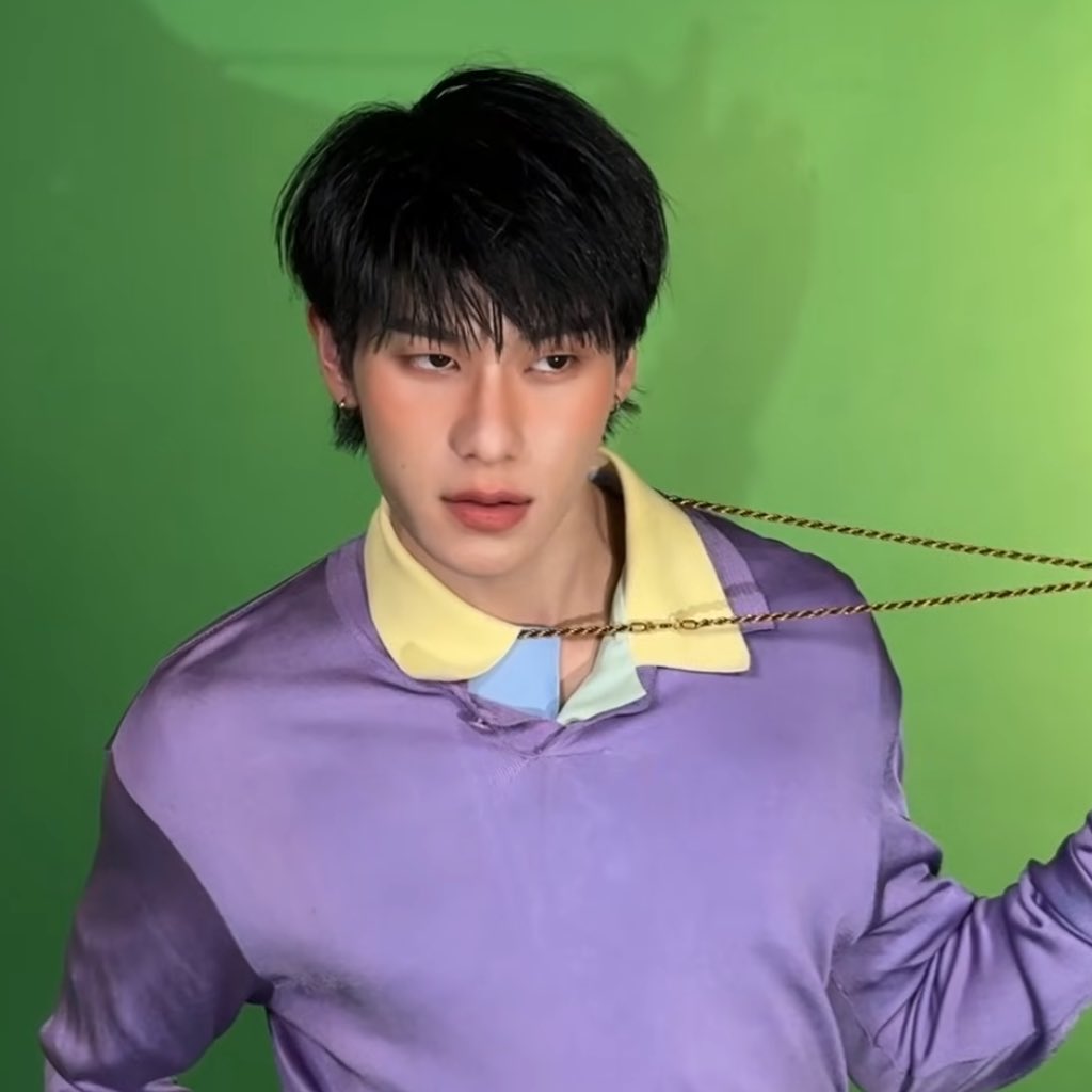 mondaymoodz_'s tweet image. จั๊นรักพี่มิ้นแม็ก เมคอัพกับทรงผมออฟโรดคือเดอะเบสเลยล่ะ ใครงามเลิศในปฐพีกระจกวิเศษก็ต้องตอบว่านางอยู่ละ 😭💖🤏🏻

#DaouOffroadxMintTalk
#offroadKTP #ออฟโรด