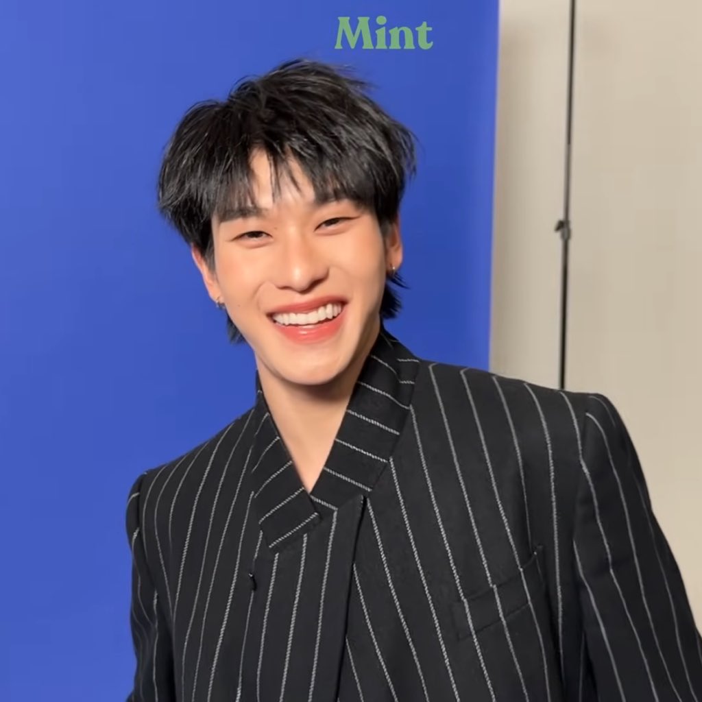 mondaymoodz_'s tweet image. จั๊นรักพี่มิ้นแม็ก เมคอัพกับทรงผมออฟโรดคือเดอะเบสเลยล่ะ ใครงามเลิศในปฐพีกระจกวิเศษก็ต้องตอบว่านางอยู่ละ 😭💖🤏🏻

#DaouOffroadxMintTalk
#offroadKTP #ออฟโรด