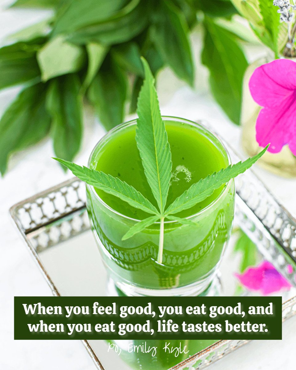 EmKyleNutrition's tweet image. Feeling better, living better, it's all connected. 😊 What’s one change you’ve made to feel amazing? 

#HolisticHealth #HolisticWellness #EmilyKyle