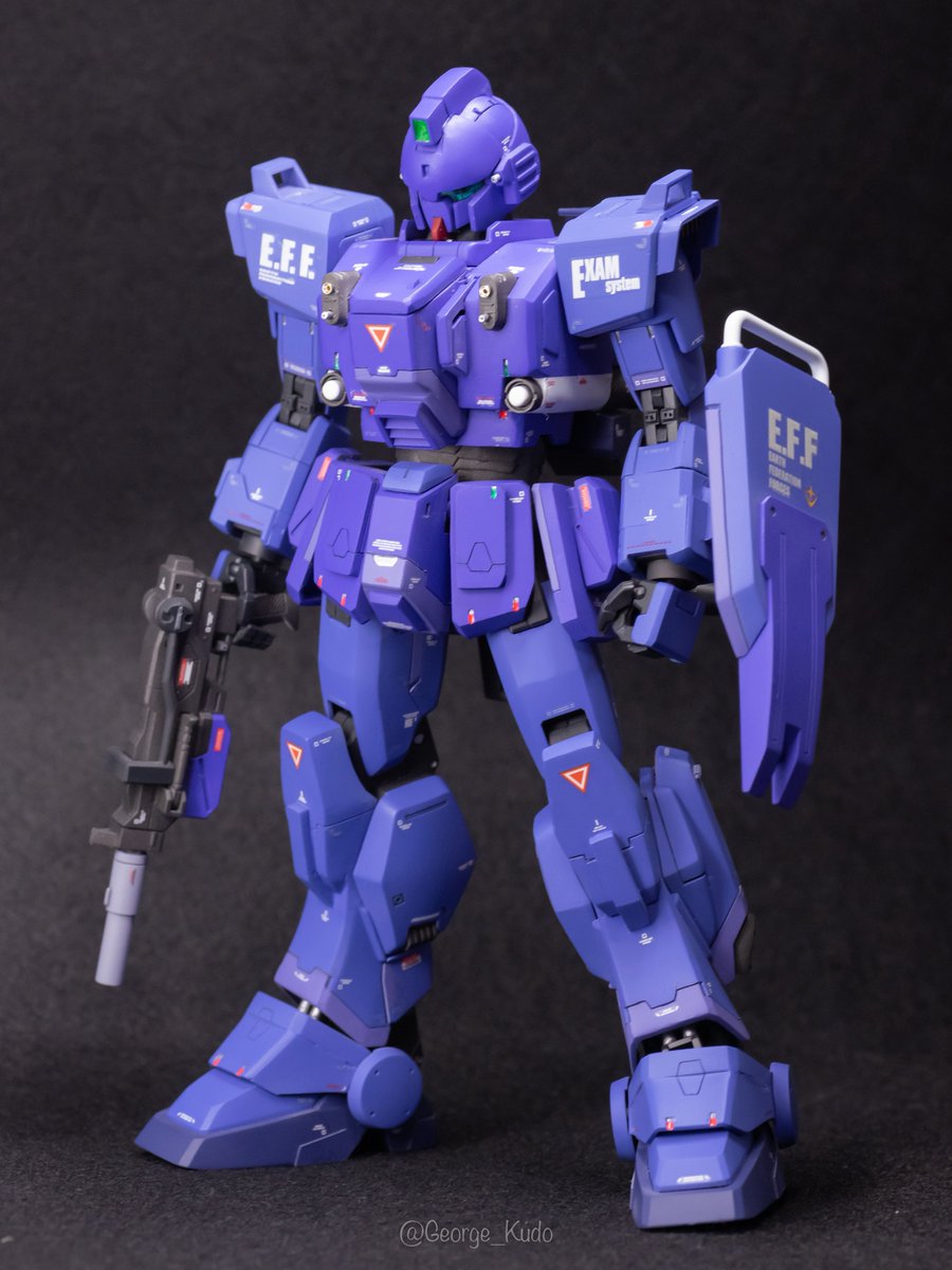 はじめましてこちら代表作になります 1/100セミスクラッチ/ブルー