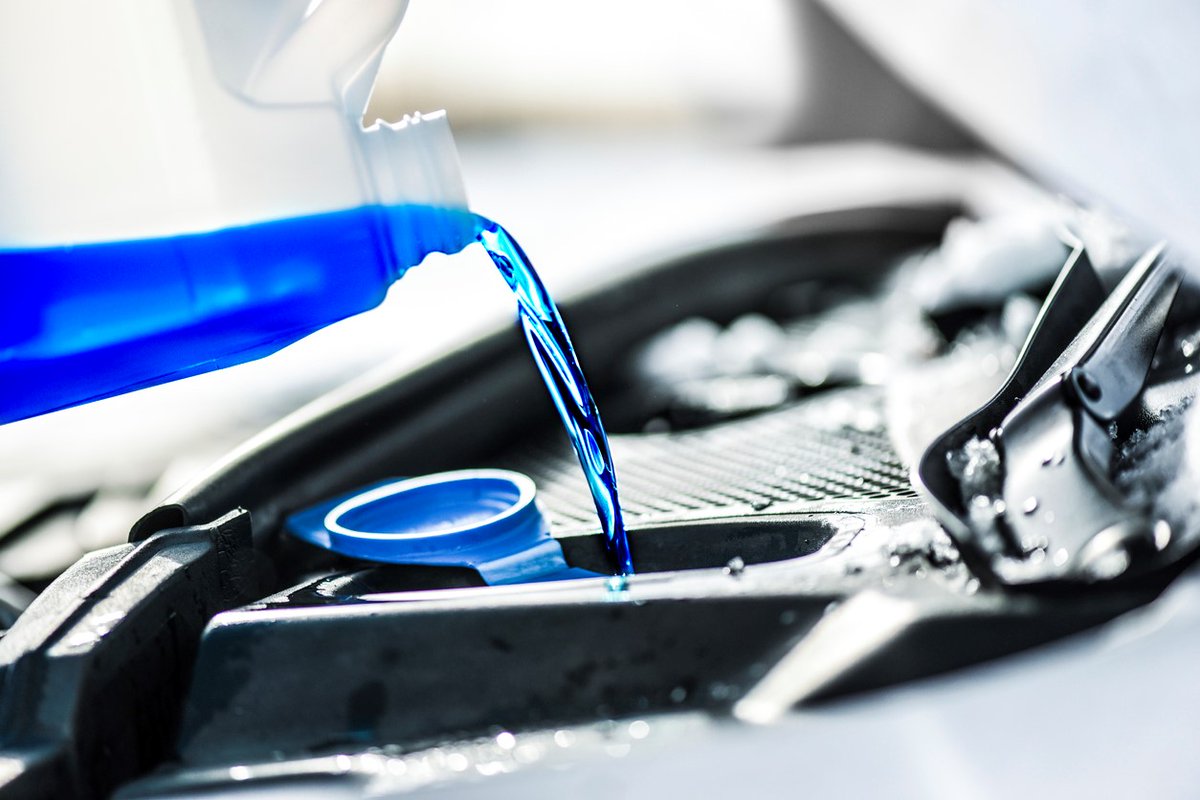 IrelandNpic's tweet photo. ⚠️Take care with antifreeze and screen wash as these chemicals are highly toxic if ingested. Store all chemicals out of reach and sight of children. Call @IrelandNpic if poisoning occurs.
Healthcare Professional Line: 01 809 2566 (24hr)
Public Poisons Line: 01 809 2166 (8am-10pm) https://t.co/Uxq8WZLbY9