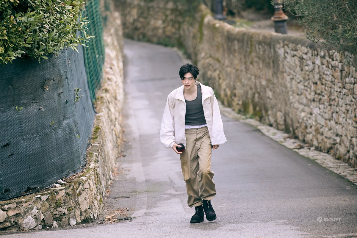 ɪᴄɪᴇʟ. 🐚 tweet media