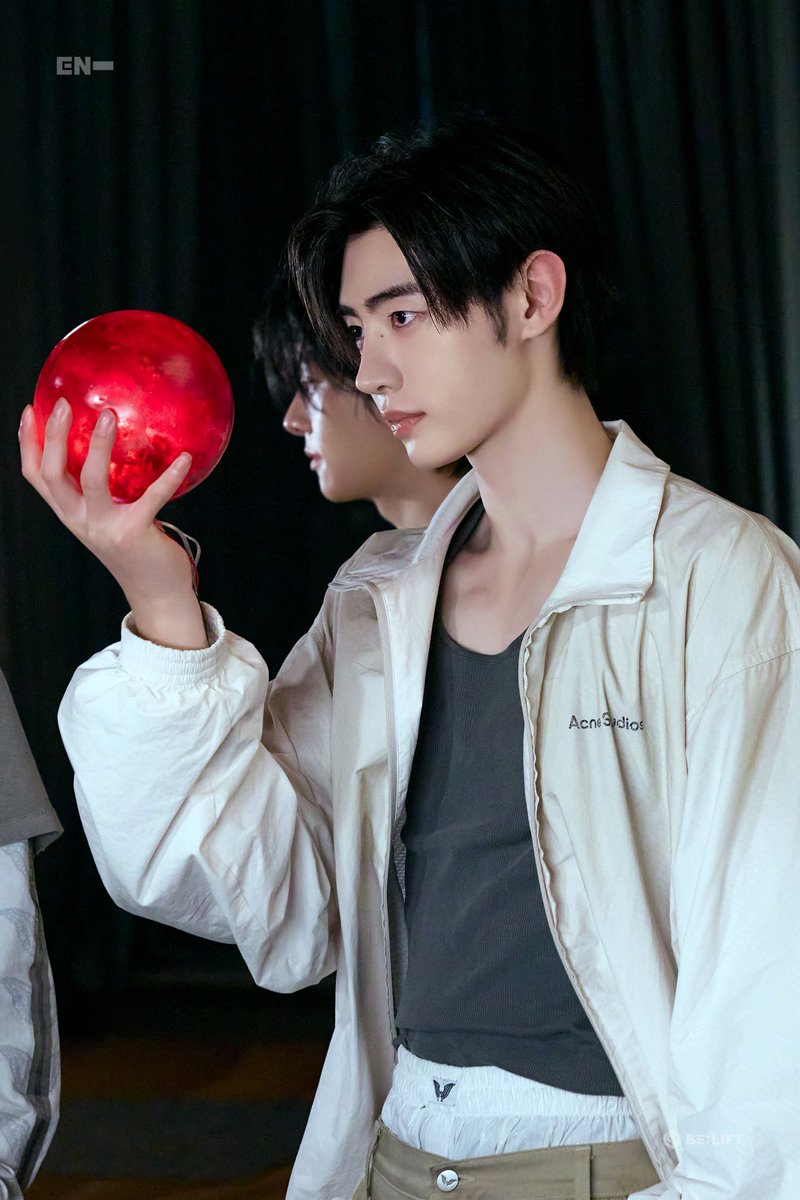 ɪᴄɪᴇʟ. 🐚 tweet media