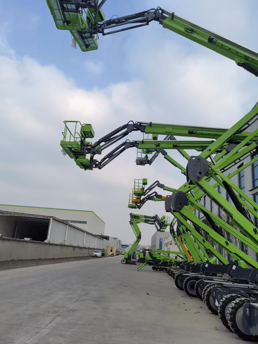 RicJamie2222's tweet image. Zero emissions, maximum power. Go green with our electric lift series. jovoolift.com #EcoFriendly #JOVOO