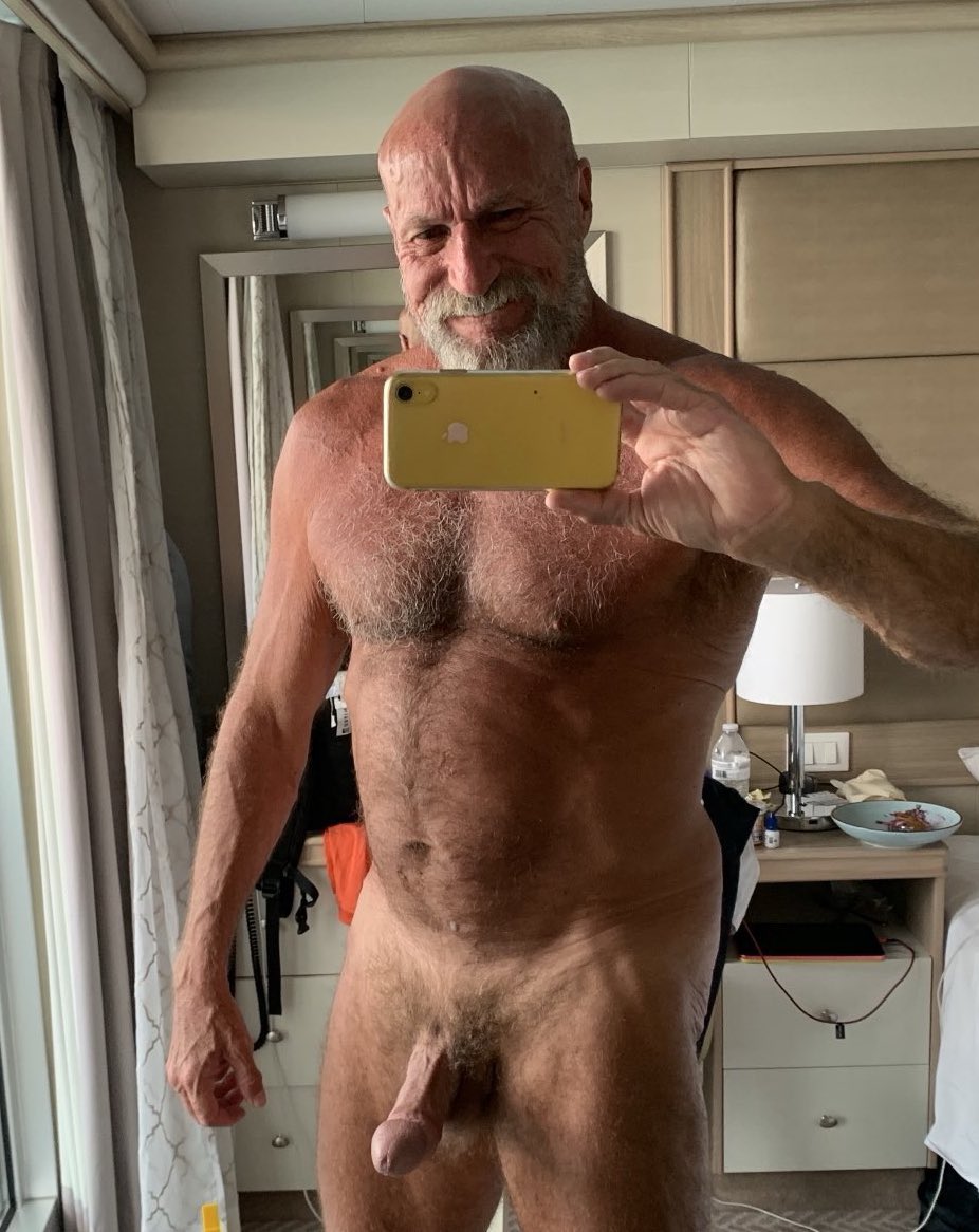 Great Daddies 🔞 70K tweet media