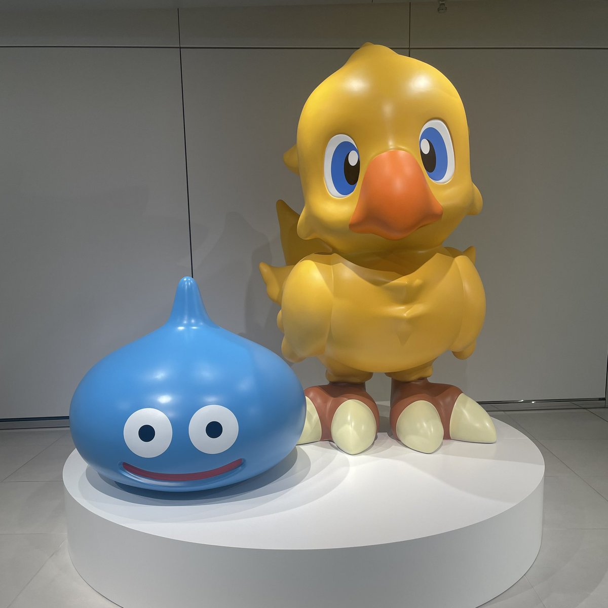 本日はスクウェア・エニックス様に直接お伺いしてお打ち合わせをさせていただきました✨次回作を少しずつ進行しておりますのでお楽しみに！(上手くいくかはまだ全く分かりませんが…！)