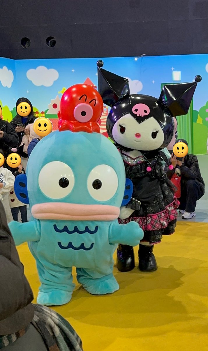 初めましてハンギョドン。 動きが可愛いすぎた。 ダンス踊ってくれたり