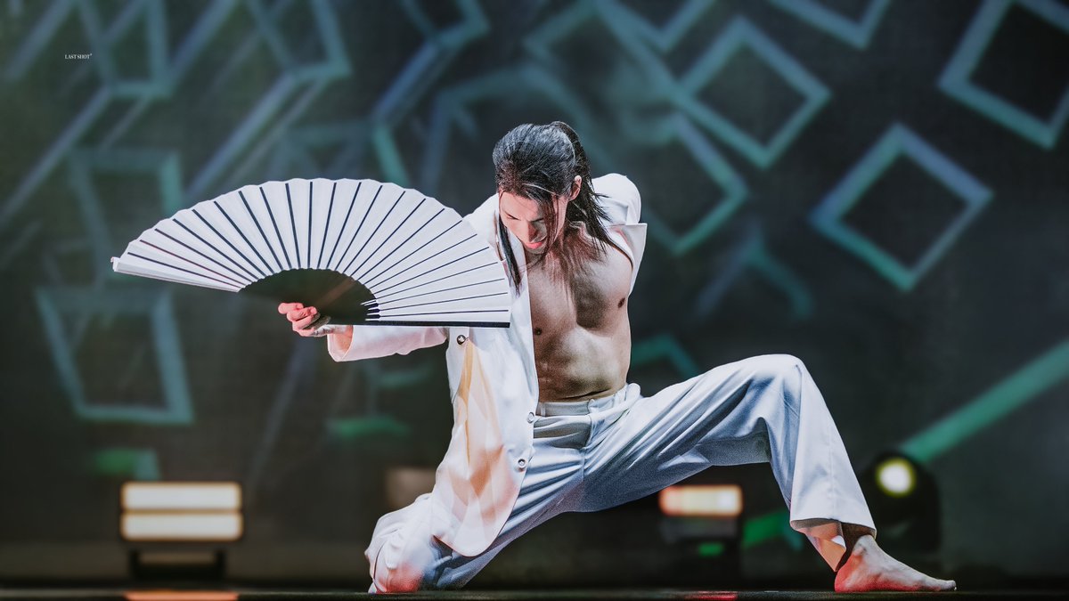 LSTSHTx's tweet image. 251231 STF Dance Concert: the Dancer 19:00

신선놀음 #김시원