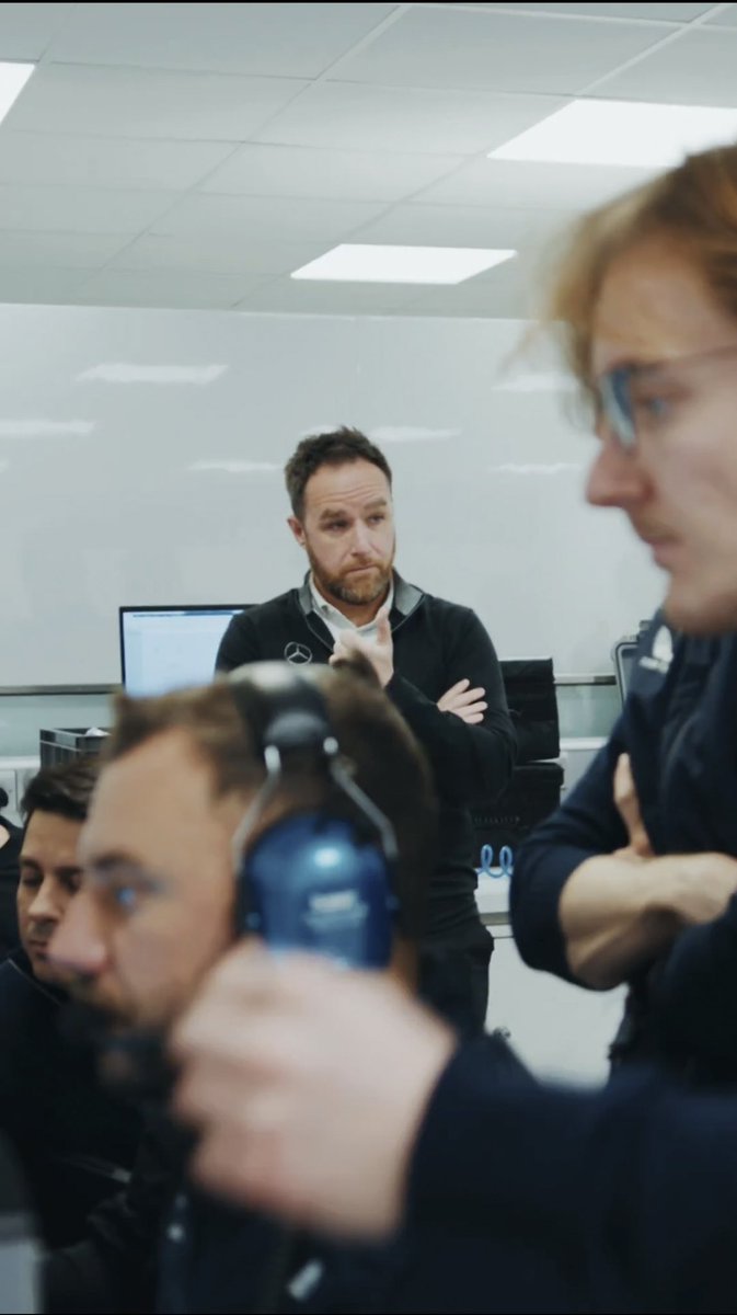 PG10_Inside tweet media