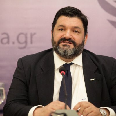 Son Dakika |

Güvenliğinin olmadığı gereçesiyle koruma talebinde bulundu. Bir markette alışveriş yaparken, kimliği belirsiz kişiler, Tokat manyağı yapmışlar bunu. 

Polis Zorunlu olmadıkça evinden dışarı çıkmaması konusunda uyardı.

Ahahah 🤣
<a href="/failosK/">Φαήλος Κρανιδιώτης</a>