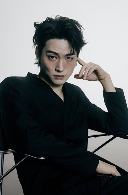 _Kpop_Stats_'s tweet image. Happy 32nd birthday to the talented #JAYB.