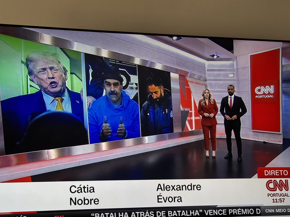ClaraMOliveira_'s tweet image. O quadro de abertura do CNN Meio Dia parece uma simulação.