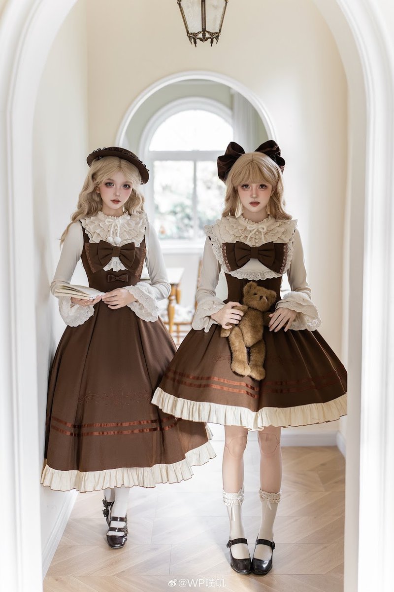 Roses on the Roof～ロリィタ＆クラシック【公式PR】 (@shiny5432