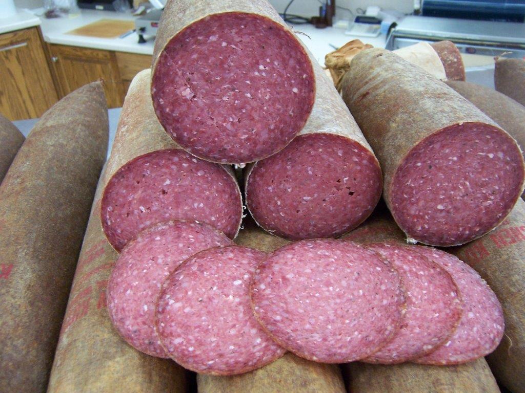 IncKitchen's tweet photo. We offer shipping for our homemade summer sausages across Canada. If you’re still searching for the perfect gift, our summer sausages make fantastic options! 
If you are local, drop in for a summer sausage sandwich on homemade bread, or on a bagel! https://t.co/Lm9XbqFYGe