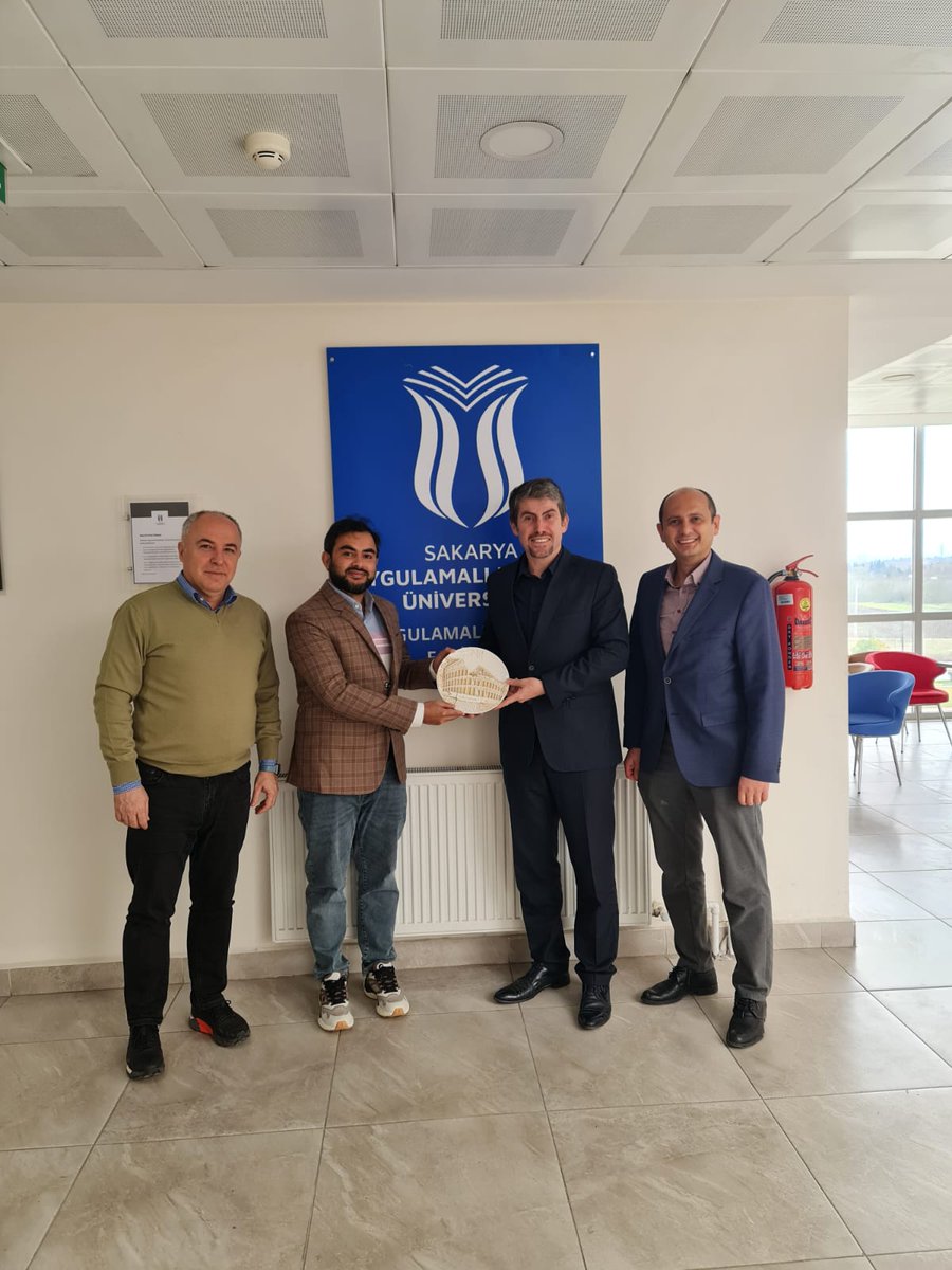 Political and Financial Economy (L18) alanında, University of Foggia (İtalya) bünyesinde görev yapmış Muhammad Salah Uddin, Fakültemiz bölümlerinden Uluslararası Ticaret ve Lojistik Bölümüne Doktor Öğretim Üyesi olarak atanmıştır. 

Detaylar; ubf.subu.edu.tr/node/25851?uni…
