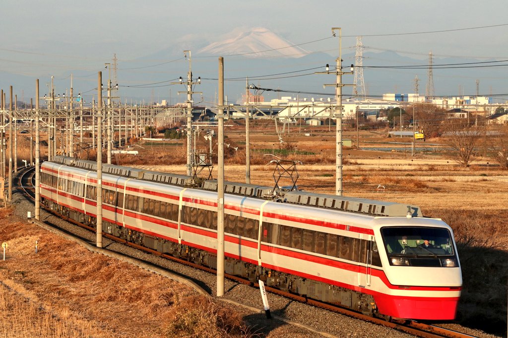CASzgPKILCBBbmK's tweet photo. 2026年1月5日
東武鉄道伊勢崎線沿線
回6371
1310・りょうもう10号
東武鉄道200系・203F
#東武鉄道伊勢崎線
#東武伊勢崎線
#東武鉄道200系
#東武200系
#203F https://t.co/V18C57Dsvl