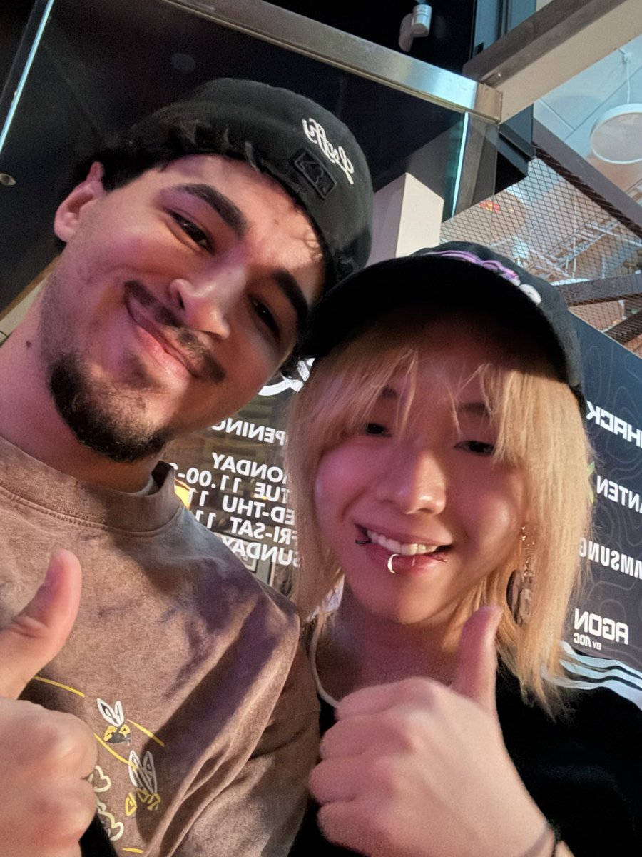 This photo is so cute!