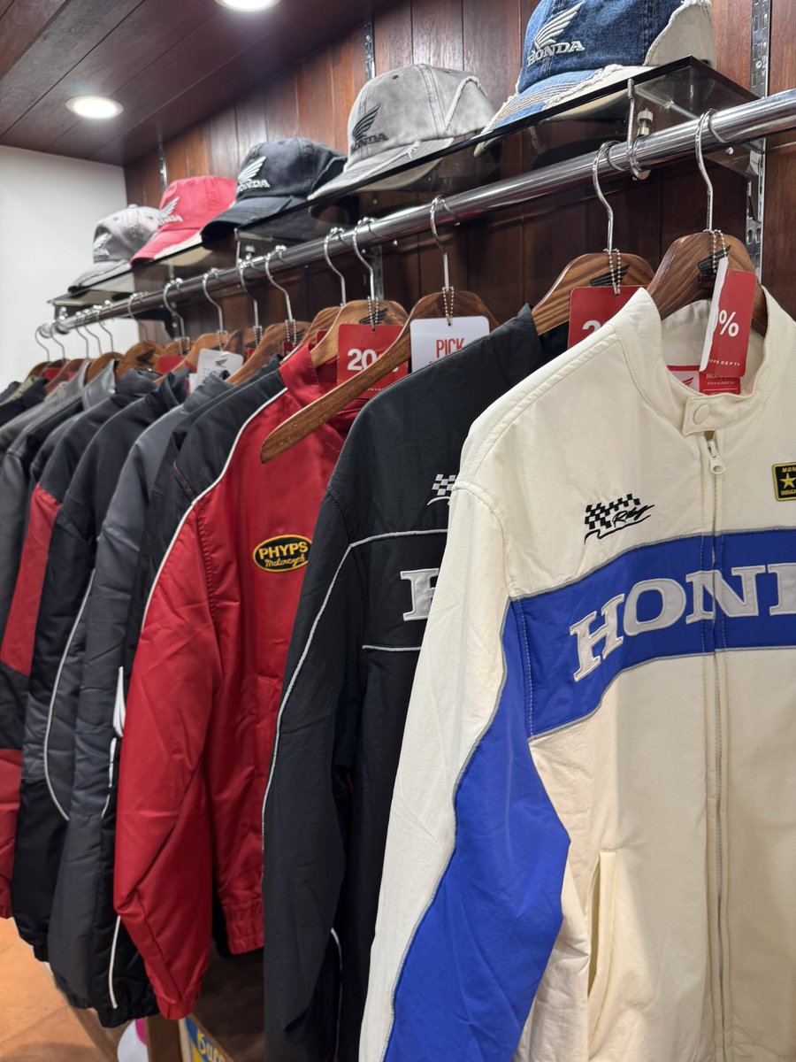 OH CMON!!! i just left this place