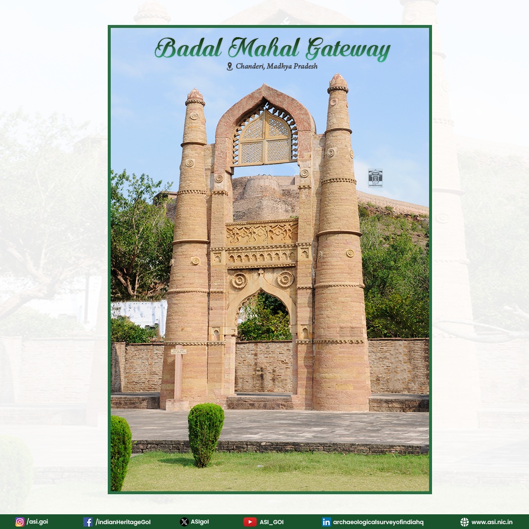 ASIGoI's tweet image. Standing tall within the historic landscape of Chanderi, Madhya Pradesh, the Badal Mahal Gateway reflects the refined craftsmanship that defines the region’s rich architectural heritage. 

It was built in 15th-16th century CE during the reign of Khilji Dynasty. Despite its name,