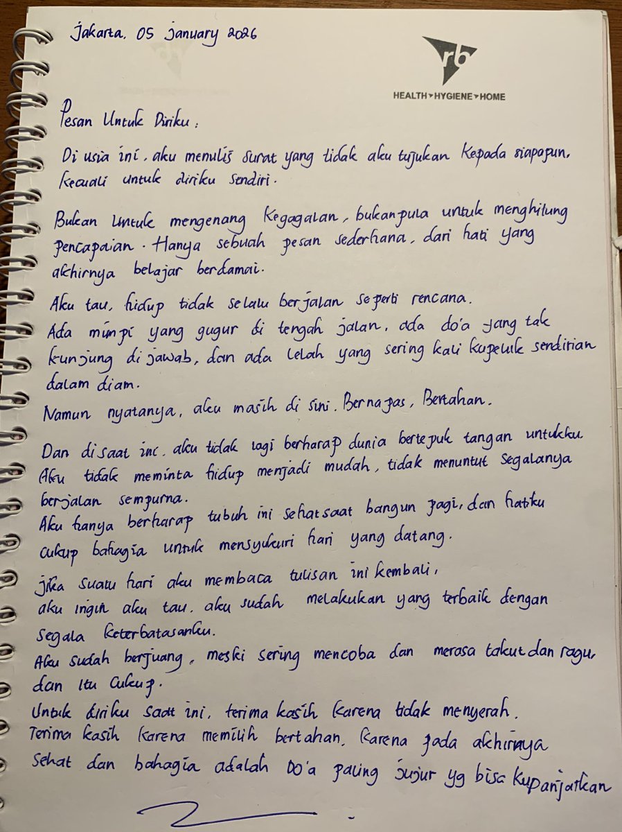 Teruntuk diriku ada pesan yg ingin aku sampaikan ❤️❤️