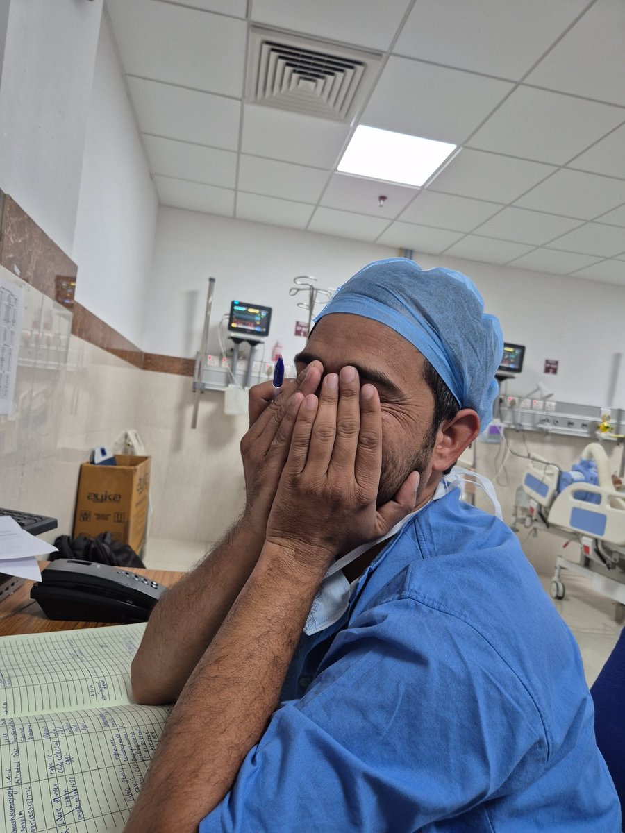 Hello <a href="/grok/">Grok</a> 
Isko IAS officer bna do or office m bitha do