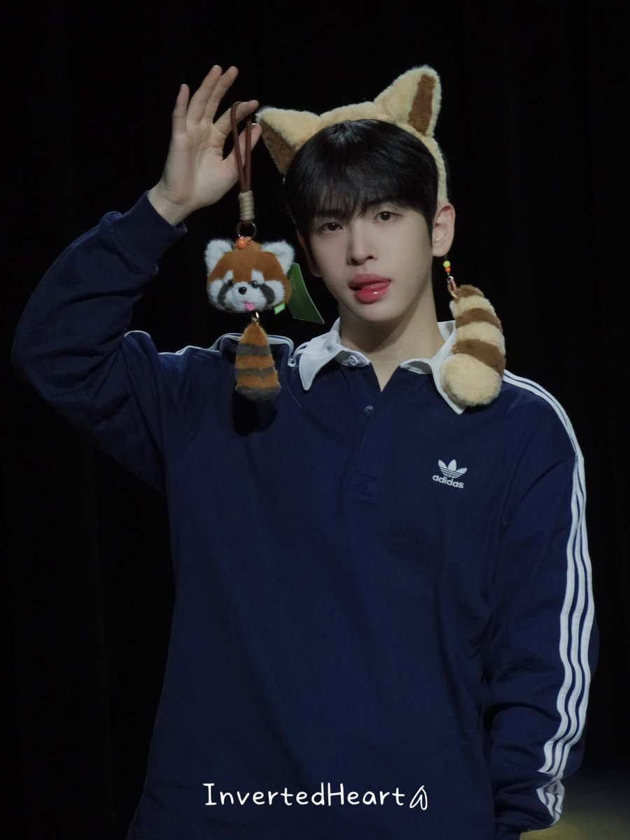 InvertedHeart426 tweet media