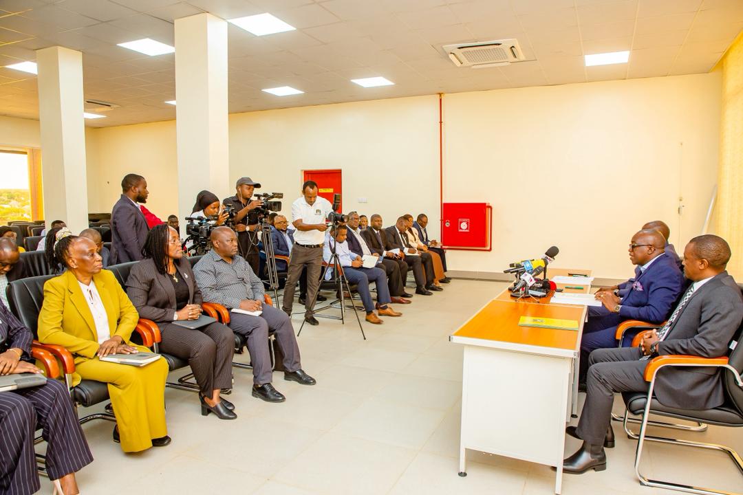 Wizara ya Madini tweet media