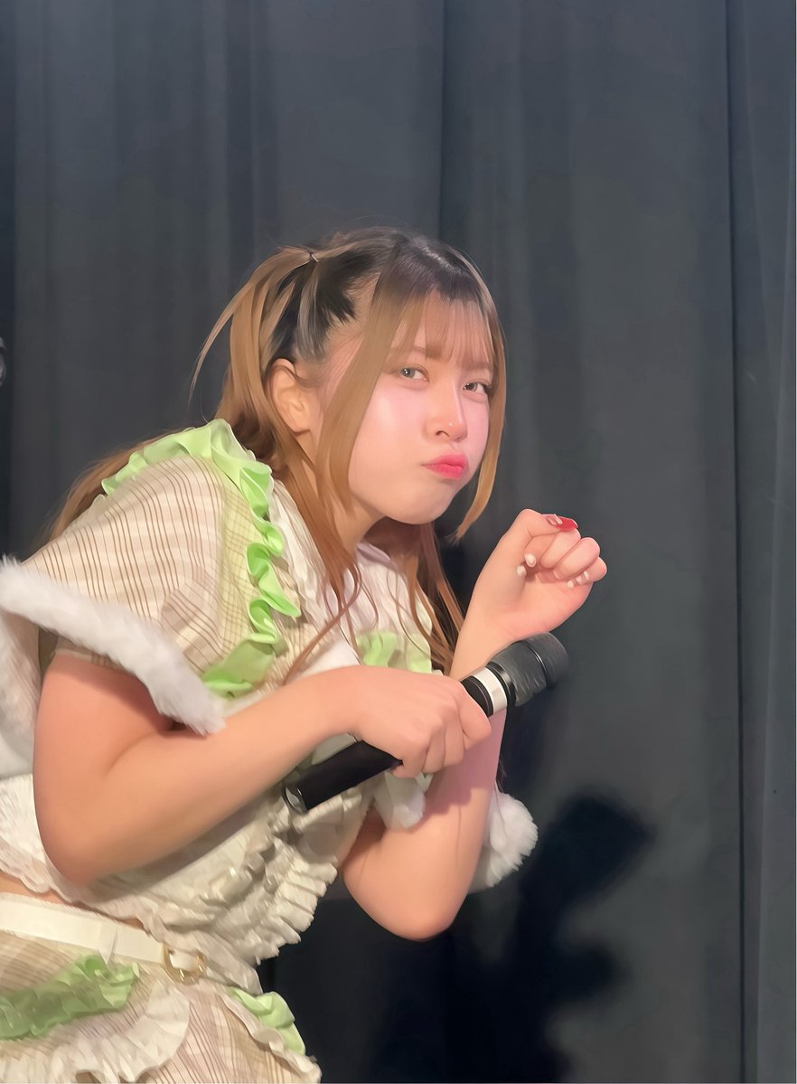 るぅ Review: Lululemon Speed Wunder Tight * Nulux Electrobeam - AthletiKaty