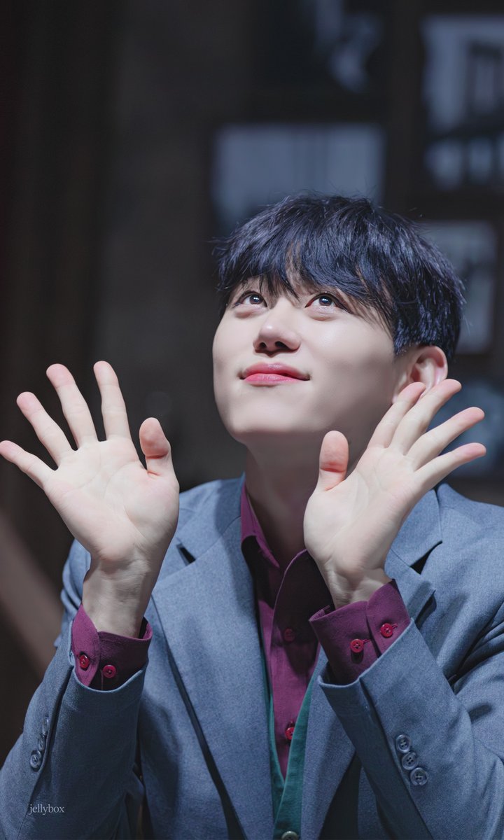 ᴊᴇʟʟʏ ʙᴏx tweet media