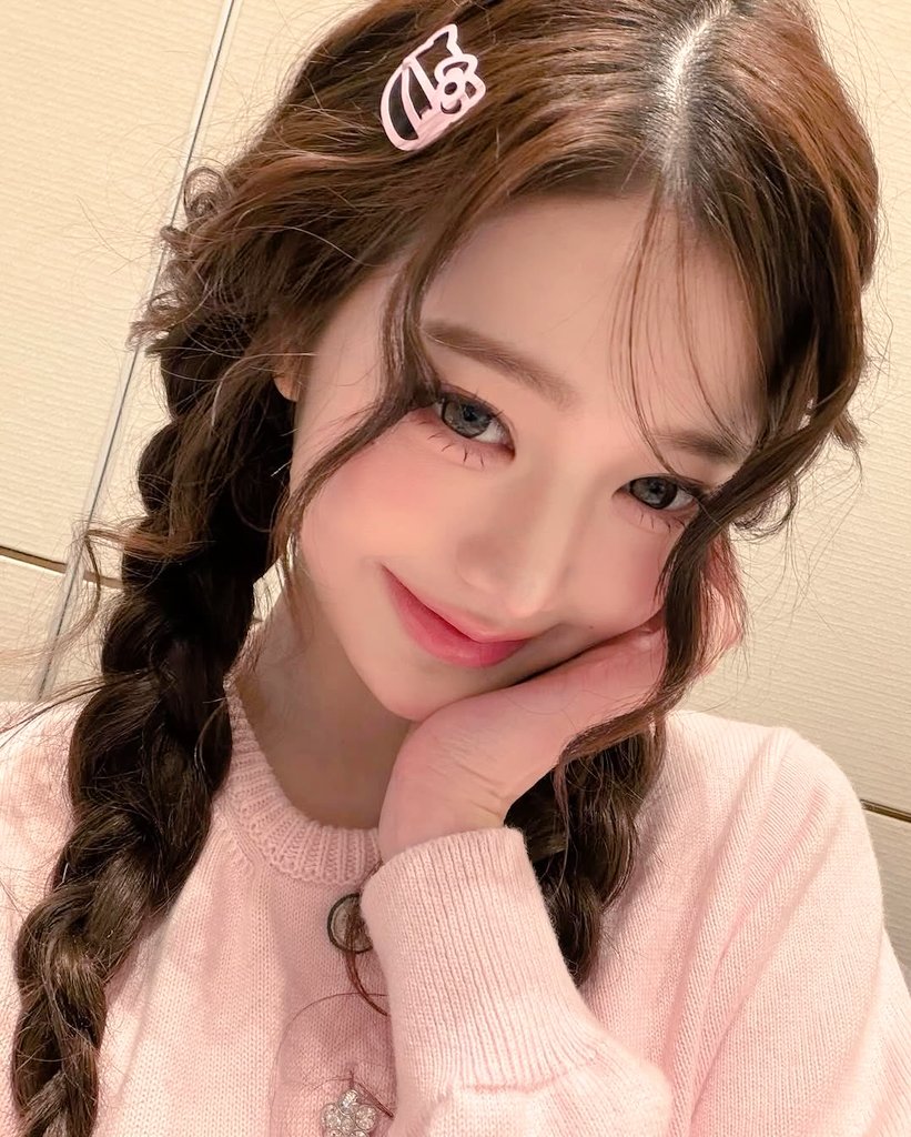 corabeulle's tweet image. 🍮`  ..  help-eu  repost  ?  thankies  ♡

₊˚  ninaw datang membawa ˚⊸  2 layout wonyoung ready stock 😆🍓⭐️ edisi pict terbaru ☘️ ◡ ˟ෆ dengan prici 7.500/ea ! 🥤ぅ ayo jemput wony imup  ☝🏻

💧 payment : qris &amp;amp; e-wallet !
#zonauang #zonaba