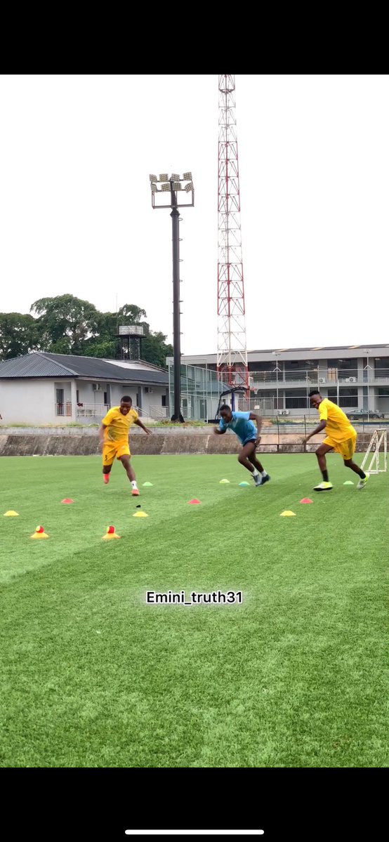 emini_truth31's tweet image. My name is Truth, a content creator, mobile videographer , Moderator,all rounder in creativity

Don’t hesitate to send a dm for collaborations and creative works. Plug me to opportunities too 🙏🏾❤️