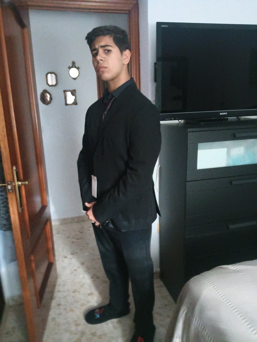 𝒜𝓁𝑒_𝒟𝒢 (@ale_dg_uwu) on Twitter photo 