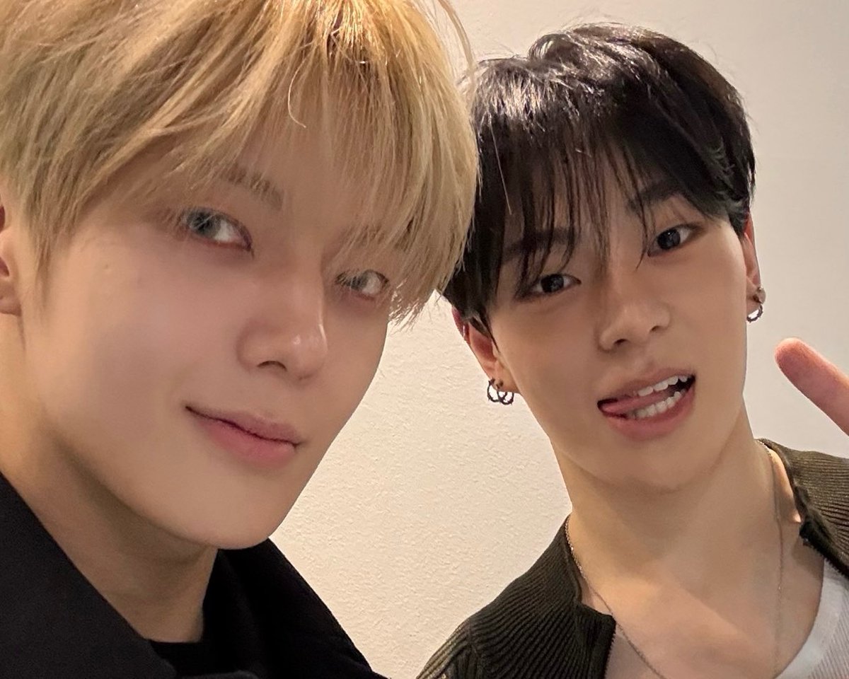 둘만 꼬옥 붙어 있어라 ㅜ🥺🫶🏻