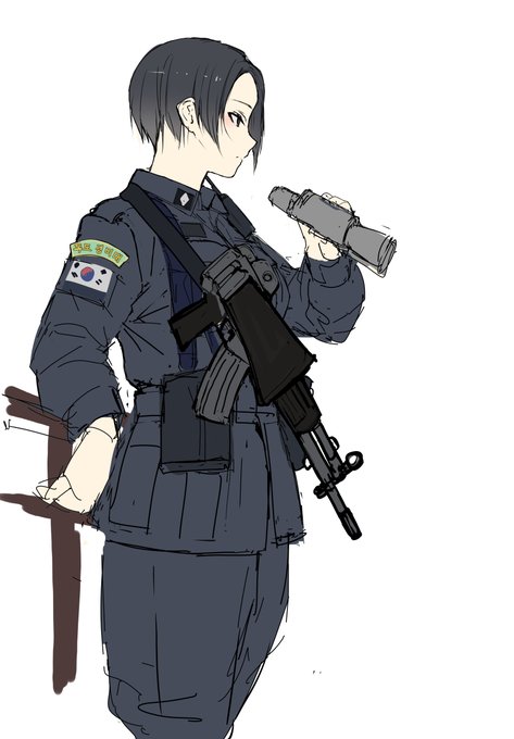 去年は海軍とか独島警備隊とか消防とか普段あんまり描いてないものにチャレンジした。あと版権とかも 
