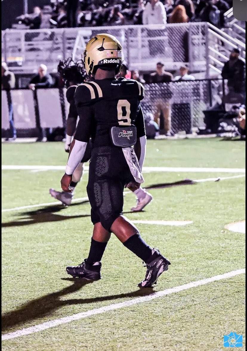 🚨Not Committed 🚨 (2026 Sr)
3725 Rushing yds
4015 all purpose yds
49 tds 
(Hs Career) 
Only 5 games under 100 rushing yds
2x All state
3x All conference
hudl.com/v/2TKFUm
<a href="/CoachLovings/">Marquase Lovings</a> <a href="/coltonedwardsFB/">Colton Edwards</a> <a href="/CoachFinleyMWM/">Coach Tim Finley</a> <a href="/CoachLeeMarks/">Lee Marks</a>