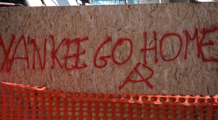 Porque se me está llenando el TL de fascistas de mierda (el 80 % del PP) a los que NO sigo diciendo que está guay que los piratas del mundo roben barcos venezolanos, secuestren a un presidente electo y a SU ESPOSA y asalten y bombardeen un país soberano para robar su petróleo?