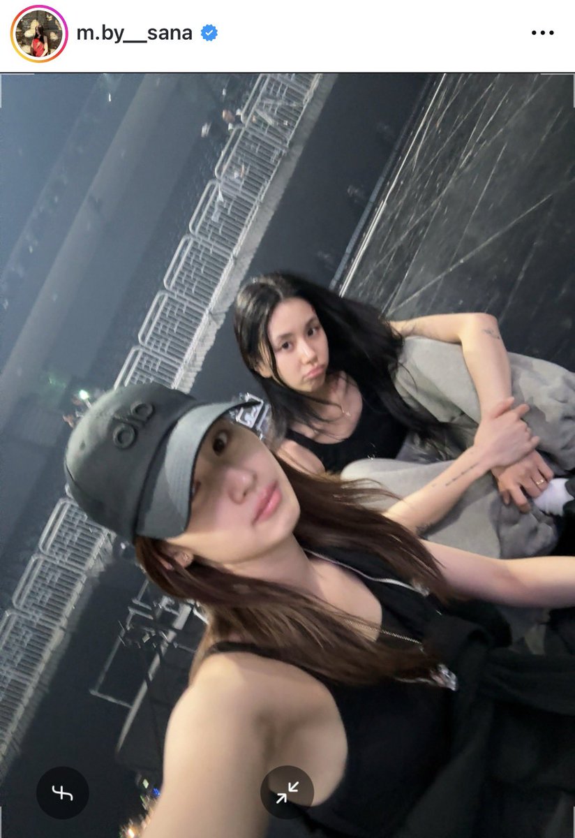 hotchaecolate's tweet image. チェヨンちゃんもうリハに戻ってるってことでいい？😭