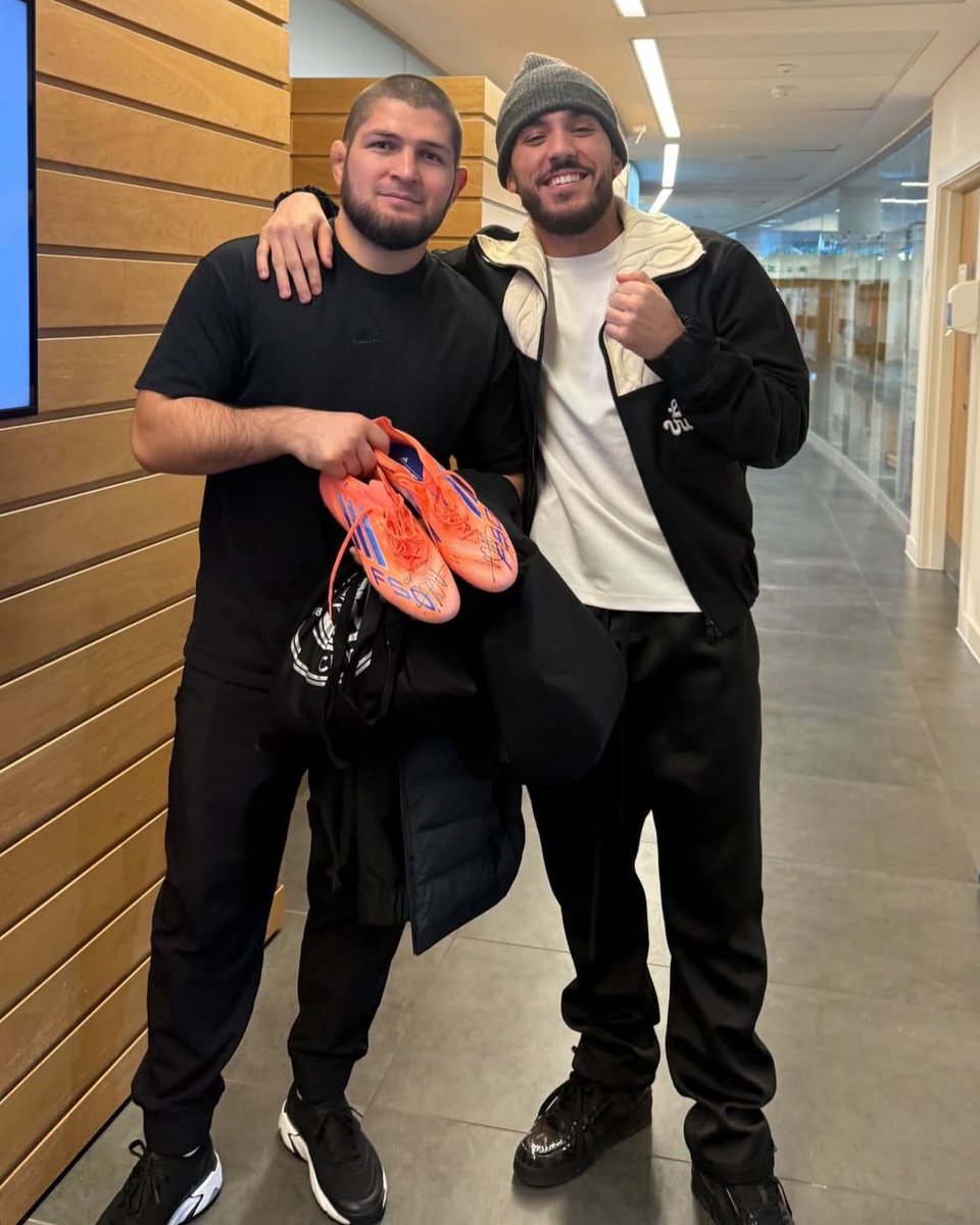 City_Xtra's tweet image. 🇷🇺 @TeamKhabib x @rayan_cherki 🇫🇷