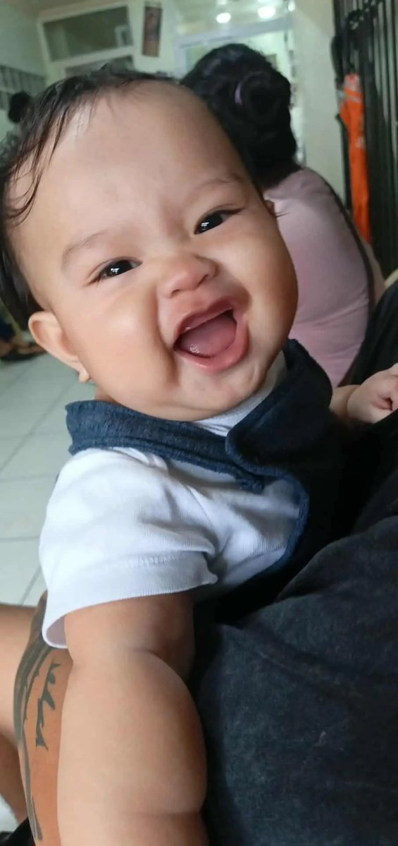 yxcaparos's tweet photo. sebastian "bungisngis" vincent 💙 https://t.co/sGkNYBsusk