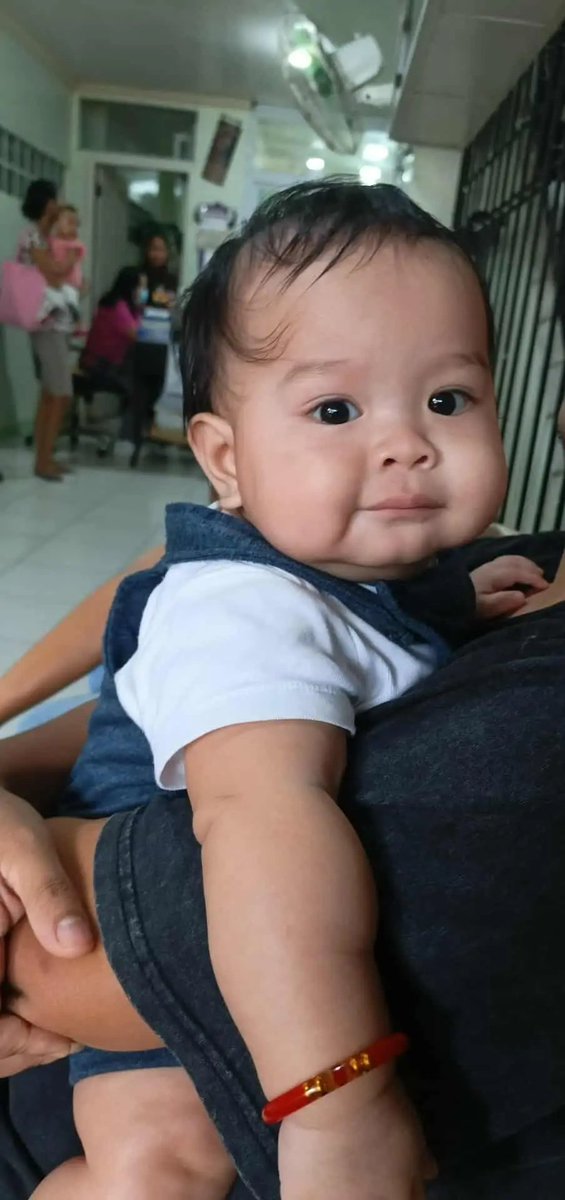 yxcaparos's tweet photo. sebastian "bungisngis" vincent 💙 https://t.co/sGkNYBsusk