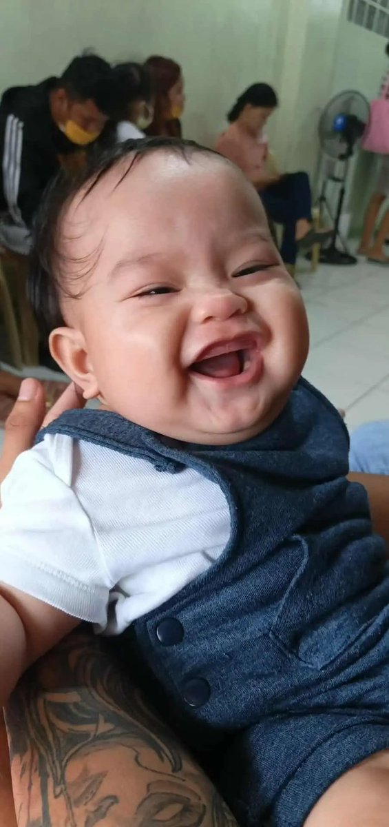 yxcaparos's tweet photo. sebastian "bungisngis" vincent 💙 https://t.co/sGkNYBsusk