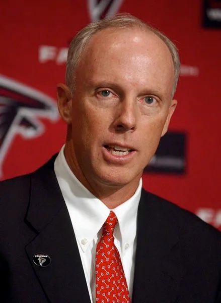 MySportsUpdate's tweet image. Rich McKay is no longer the CEO of the #Falcons.

The Falcons will be adding a president of football position, who will have the primary decision-making authority for the team. 

McKay will continue with Arthur Blank's larger portfolio of business.