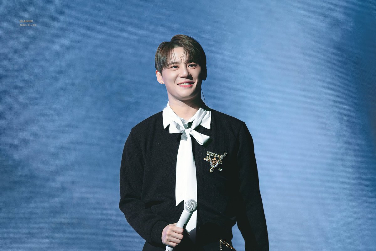 xiaclassic's tweet image. 260102 Hug and Love from #XIA #김준수