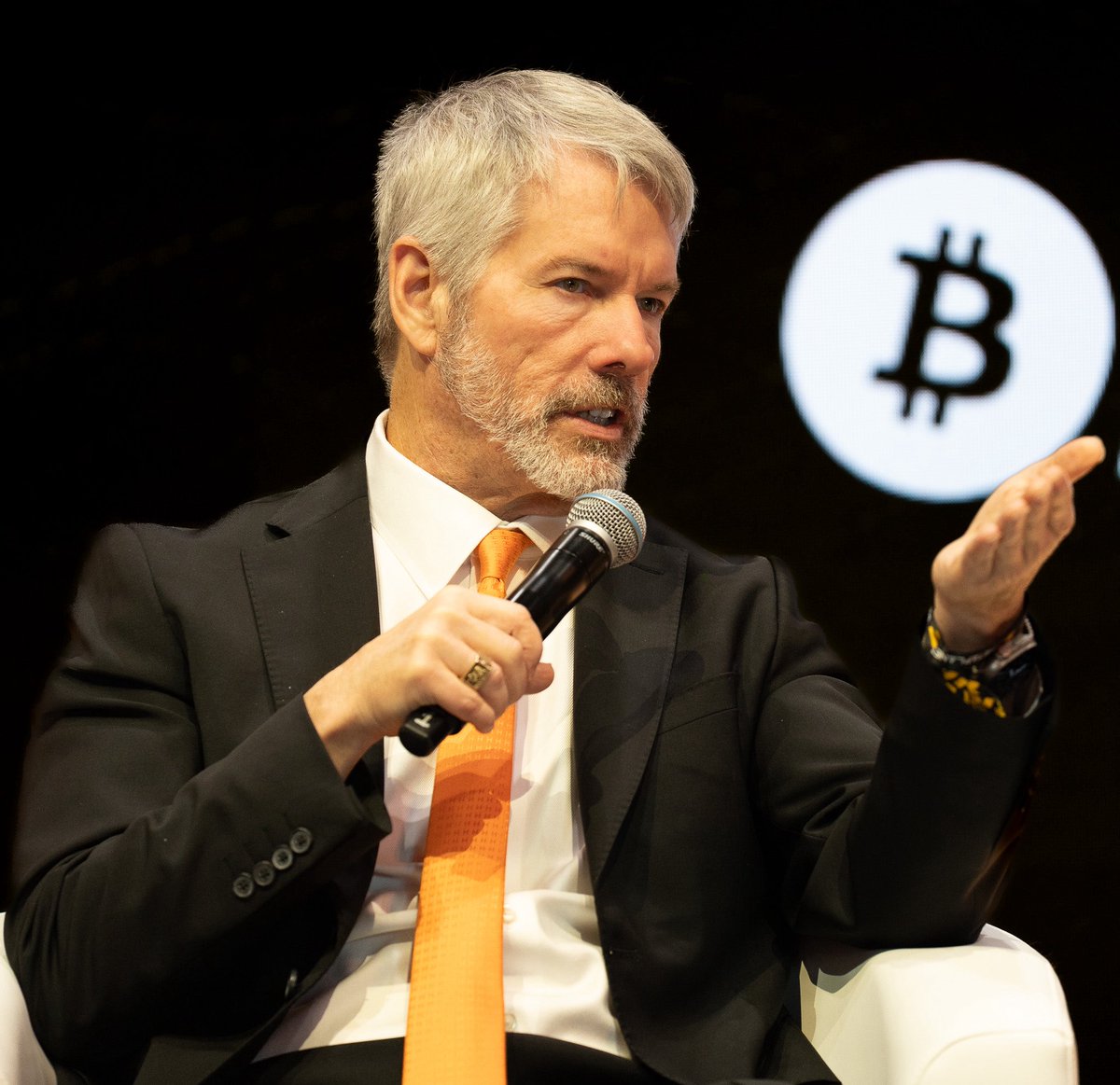 STRATEGY JUST BOUGHT ANOTHER $116 MILLION WORTH OF #BITCOIN

RELENTLESS 🚀