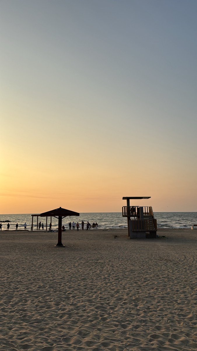 kvvuk's tweet image. 