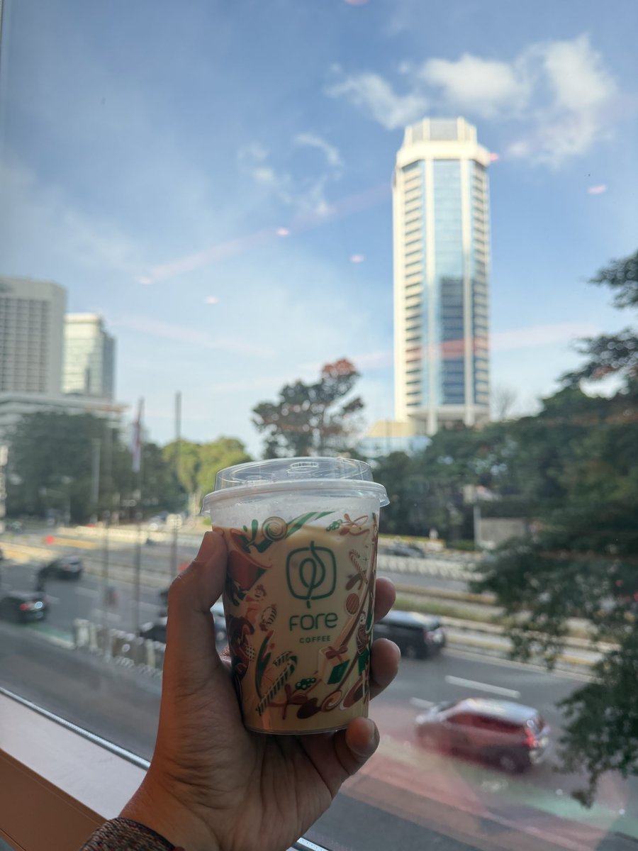 putranicholas1's tweet image. Day off.