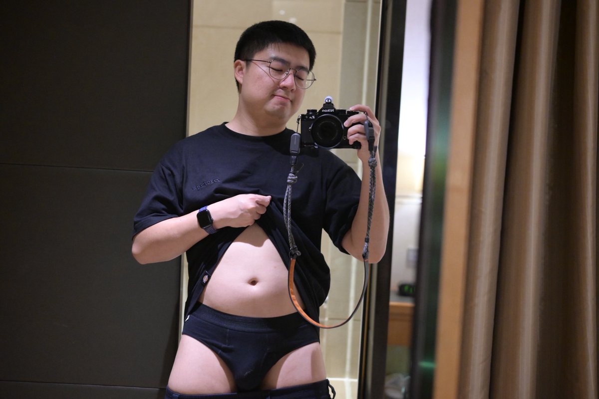 ccpikaqq tweet media