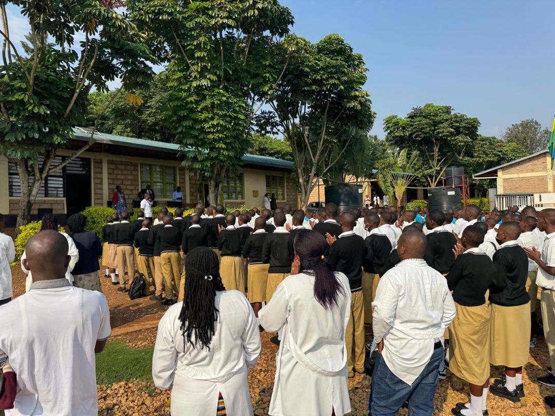 Rwanda_Edu's tweet image. A new school term begins today! Across the country, classrooms come alive once again as learners and teachers return with renewed energy, commitment to learning, consistency in teaching, and a shared drive for progress. Wishing all schools a strong, productive, and successful…