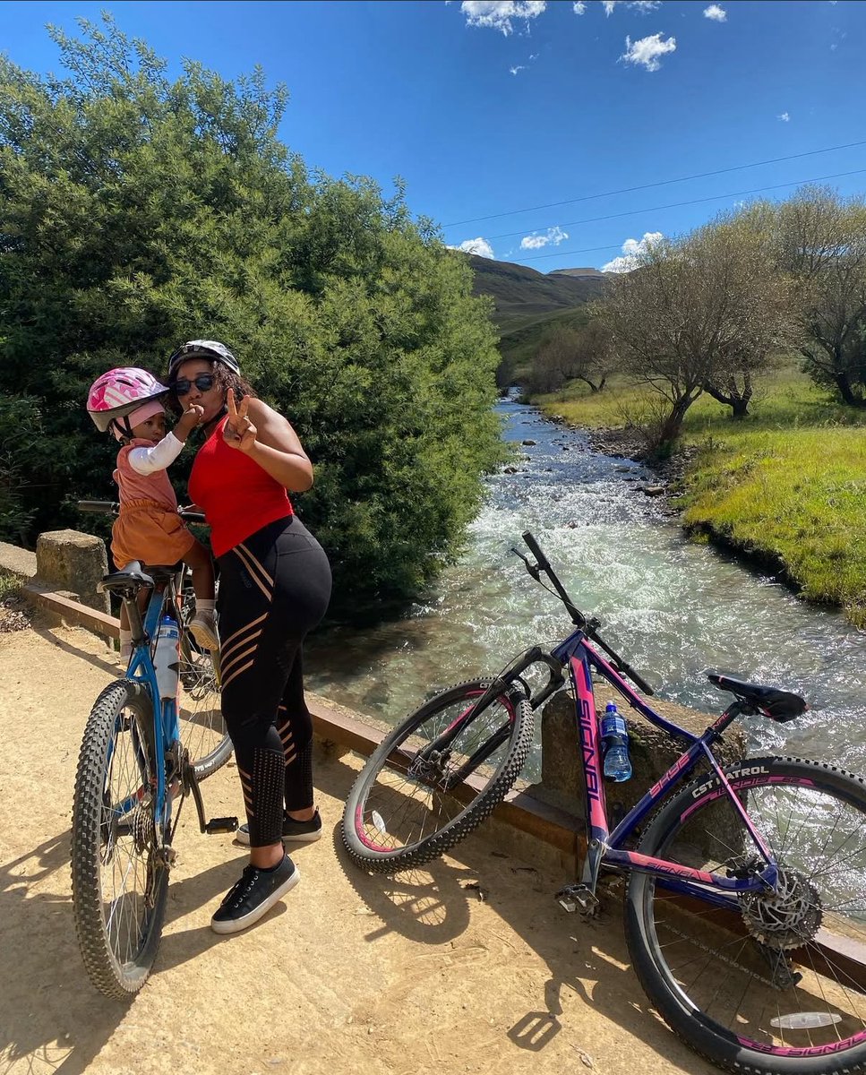 MRS CHEZI tweet media