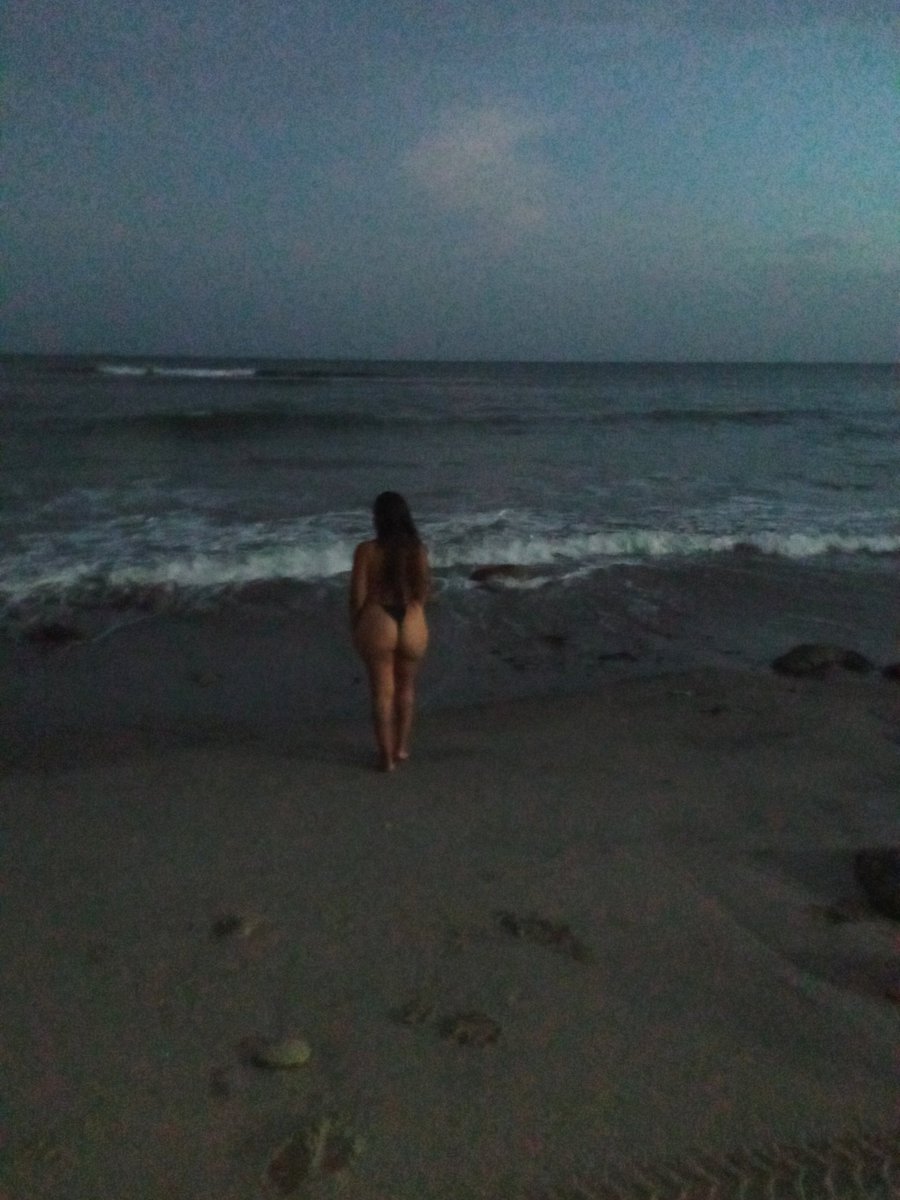 IntimaLove's tweet image. 🍑🍑🍑